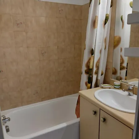 Tres Bel Appartement T2 Apartman *